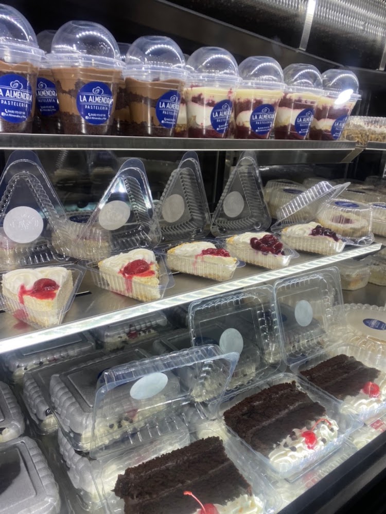 La Almendra Pastelería
