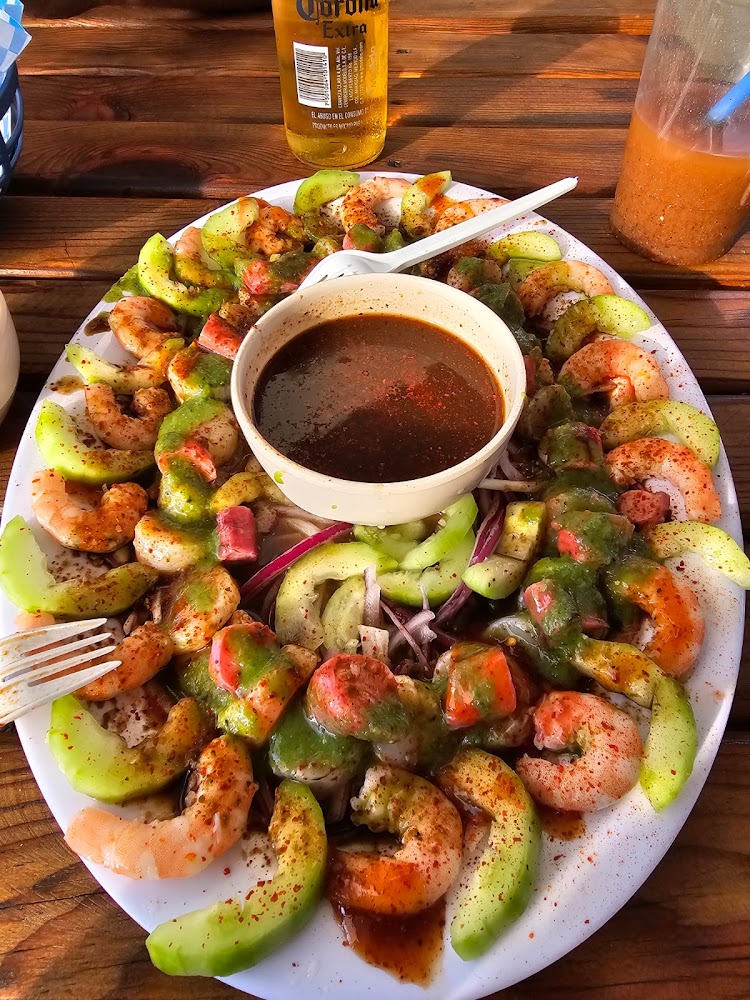 Los amigos mar & tierra