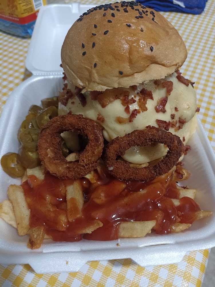 Toños Burger