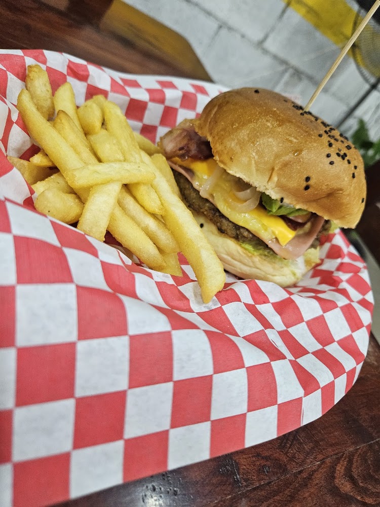 Toños Burger