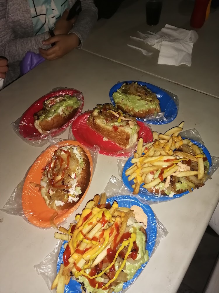 Hot dogs cheluis