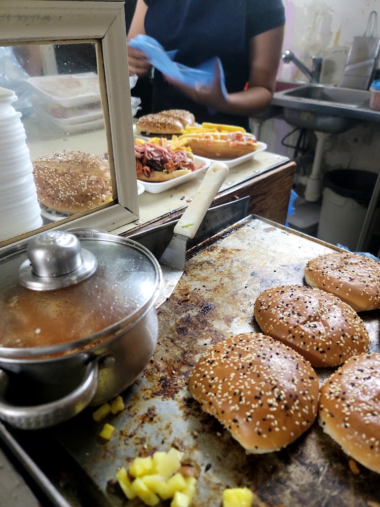 El perdón Hamburguesas (nueva dirección mesa del Norte y belisario)