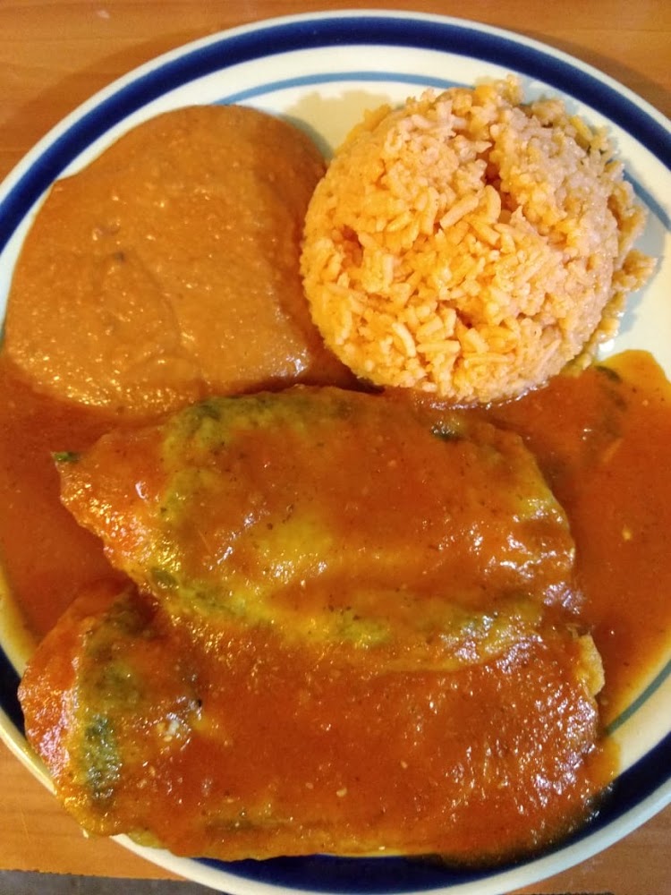 Cocina Económica Mami Fina
