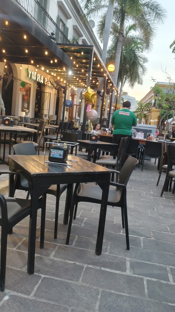 RRinos Pizza a la Leña & Bar-Machado