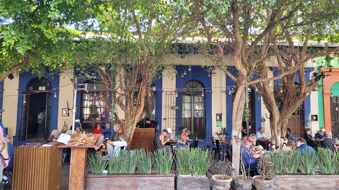 El Cielo Restaurant Bar Plazuela Machado