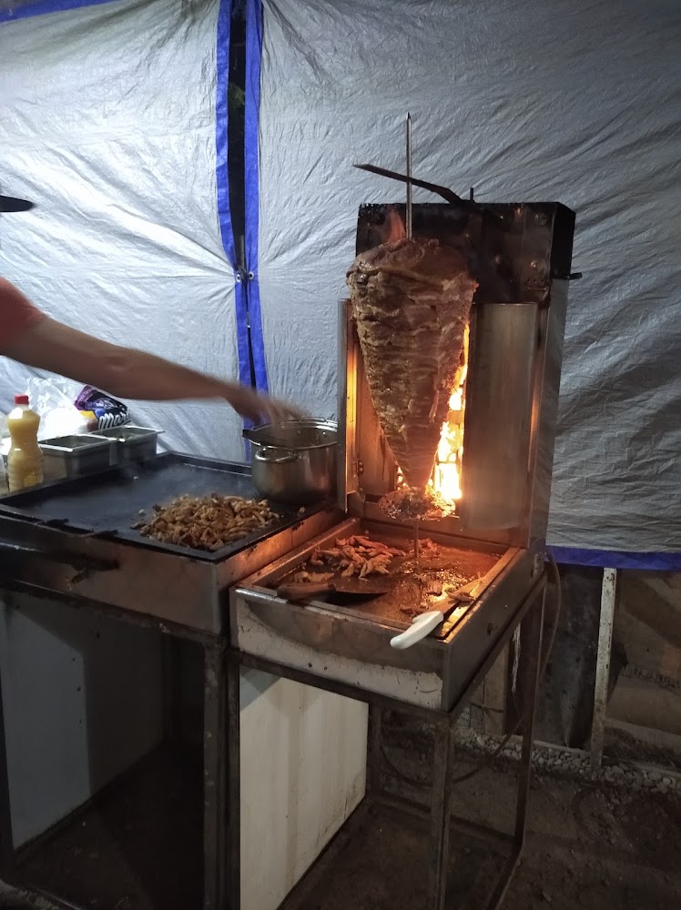 Tacos al pastor el güero