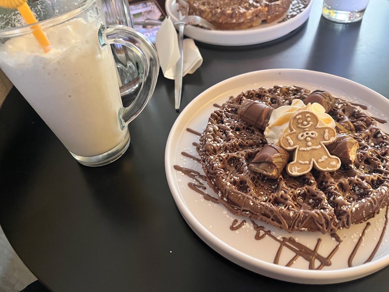 Mr. Waffle Café