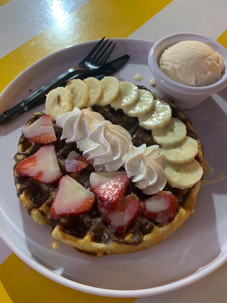 Mr. Waffle Café