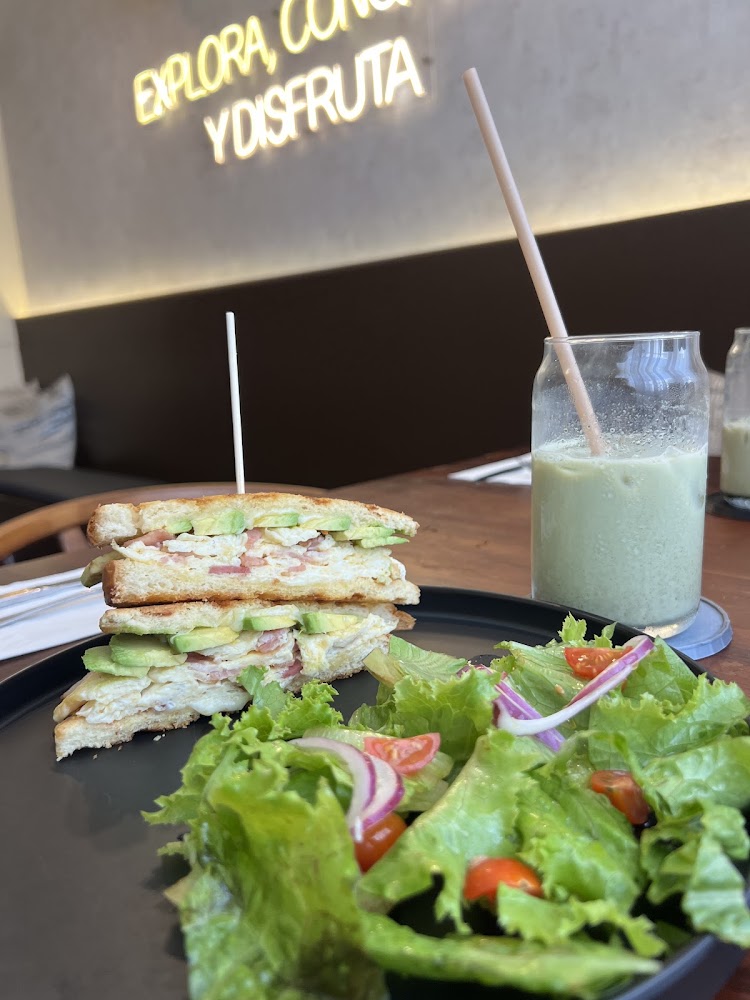 Magno Café Bistró