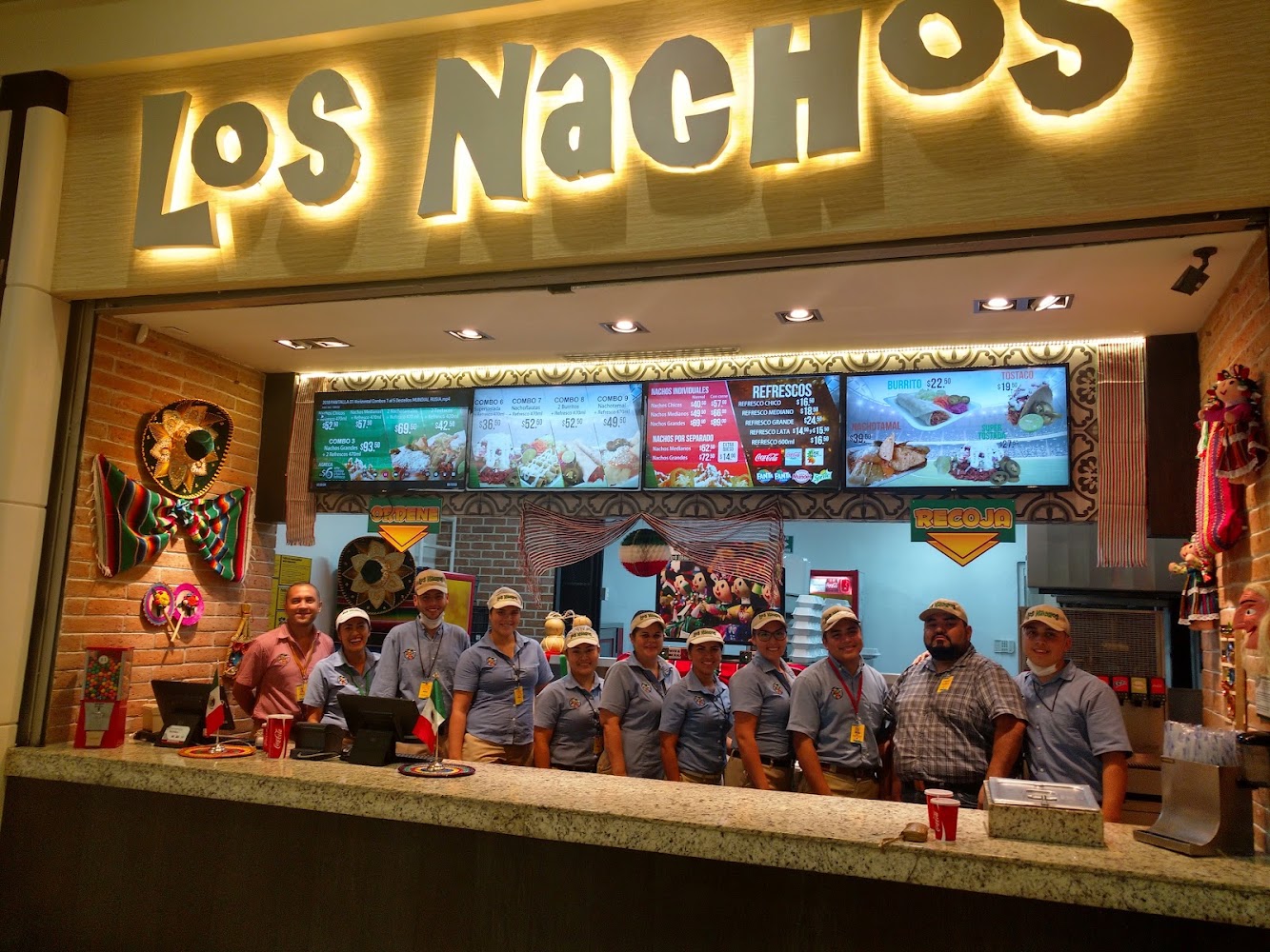 Los Nachos Plaza Sendero