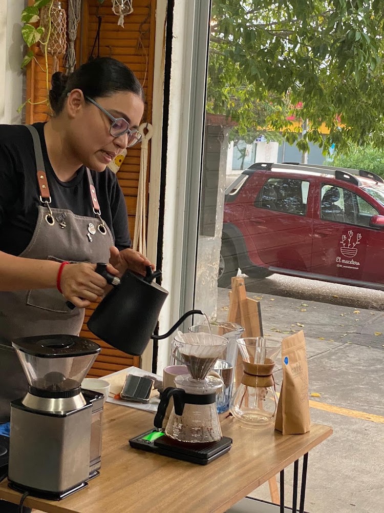 Itinerante café y Poctic