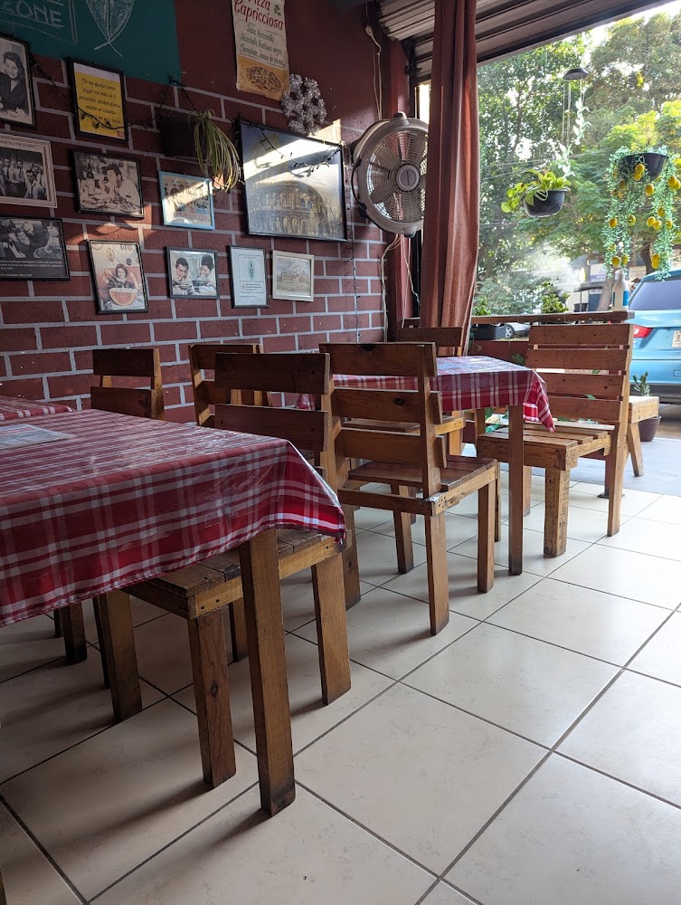 Pizzeria Enzo