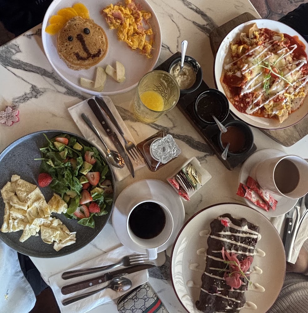 Vino Santo Restaurante - Siempre autentico y delicioso