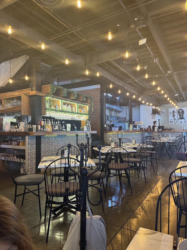 Vino Santo Restaurante - Siempre autentico y delicioso