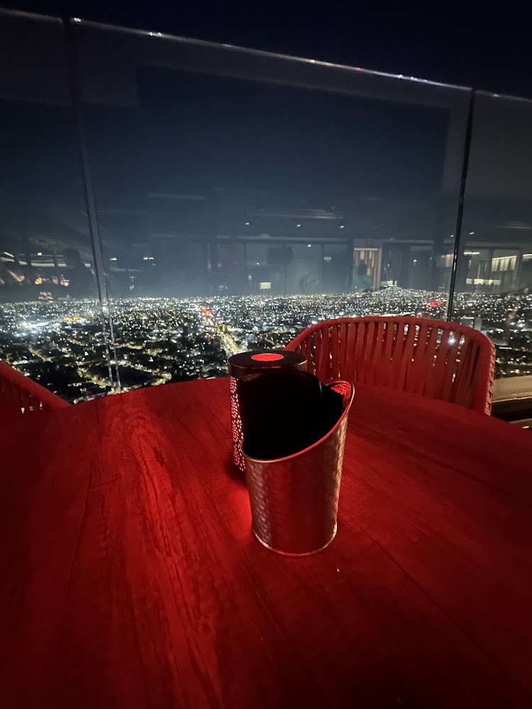 Roof top bar