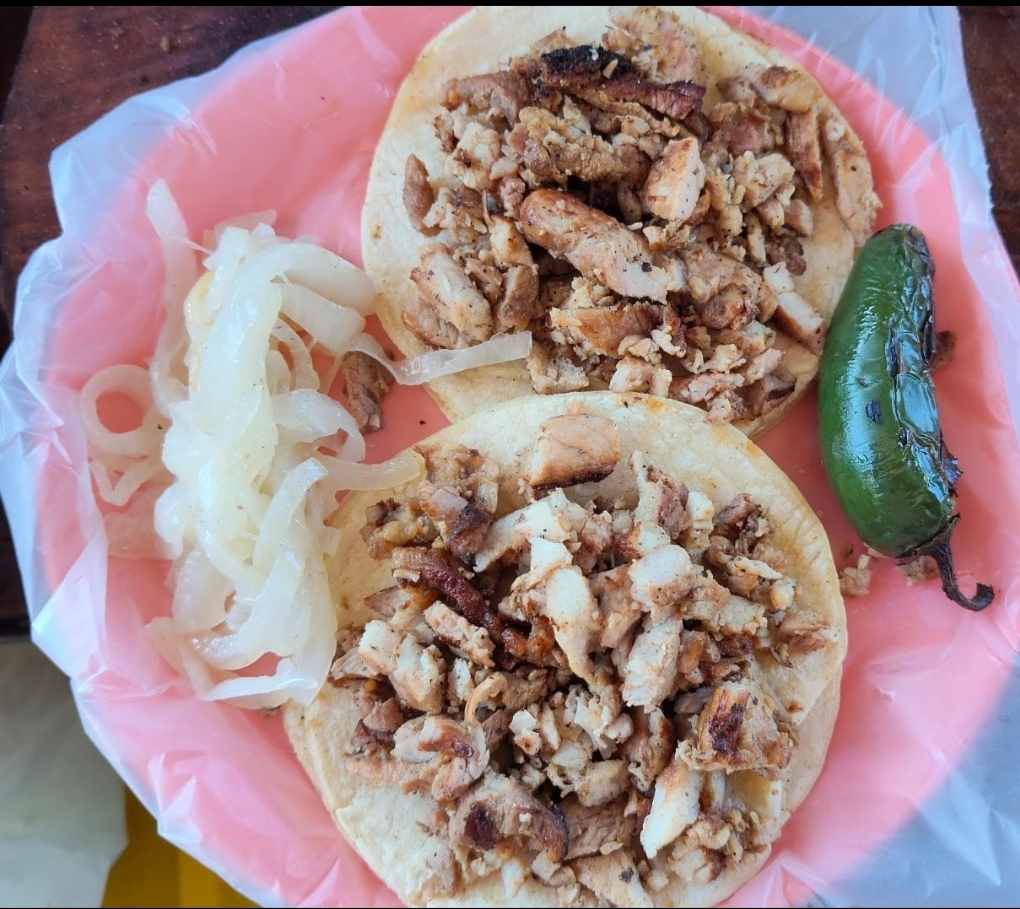 Tacos Parados Rio Fuerte