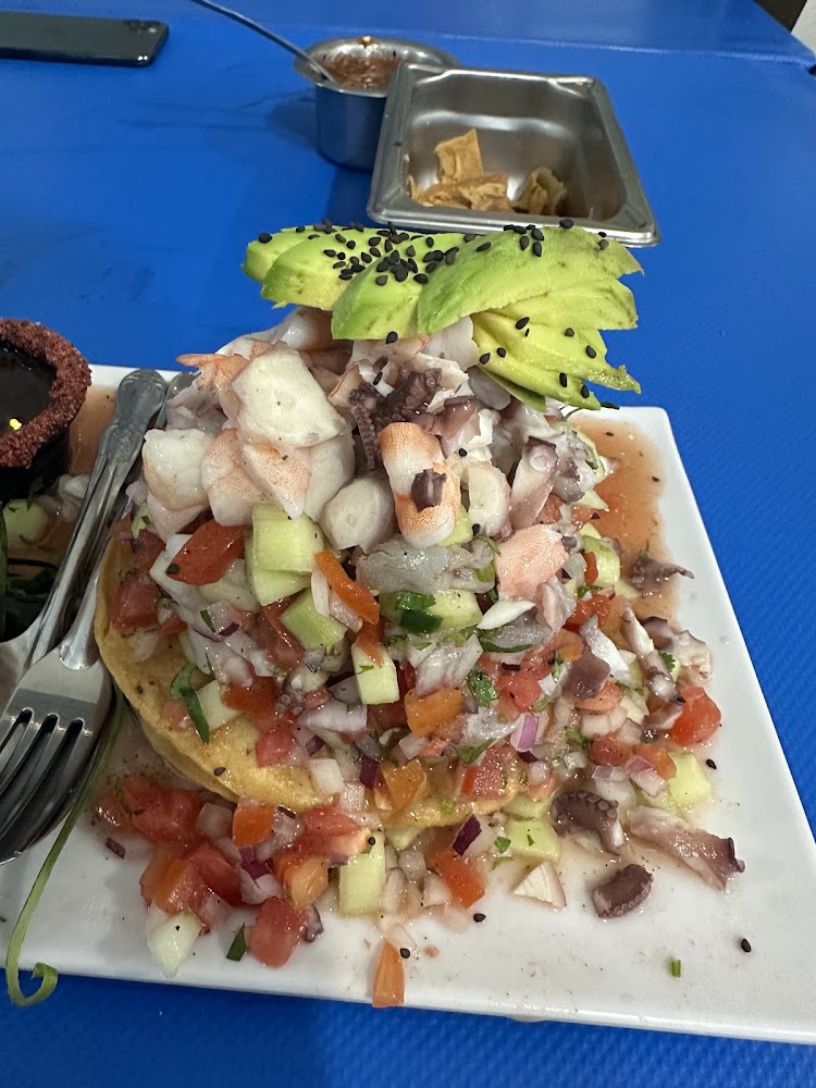 Mariscos “Los Arbolitos