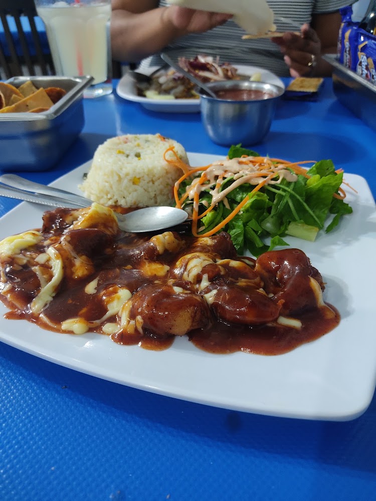 Mariscos “Los Arbolitos
