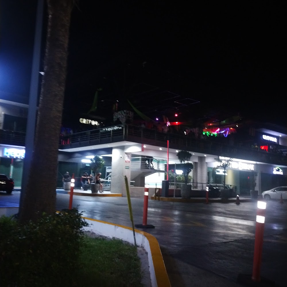 El Grito Restaurant-Bar