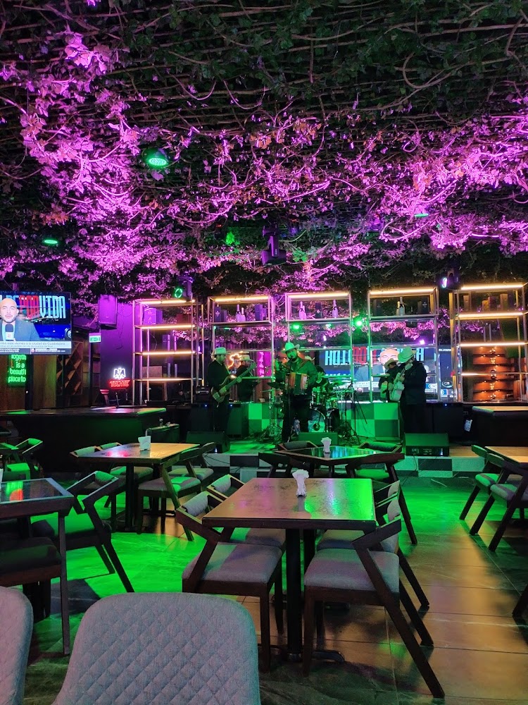 Segundo Piso Cantina Lounge