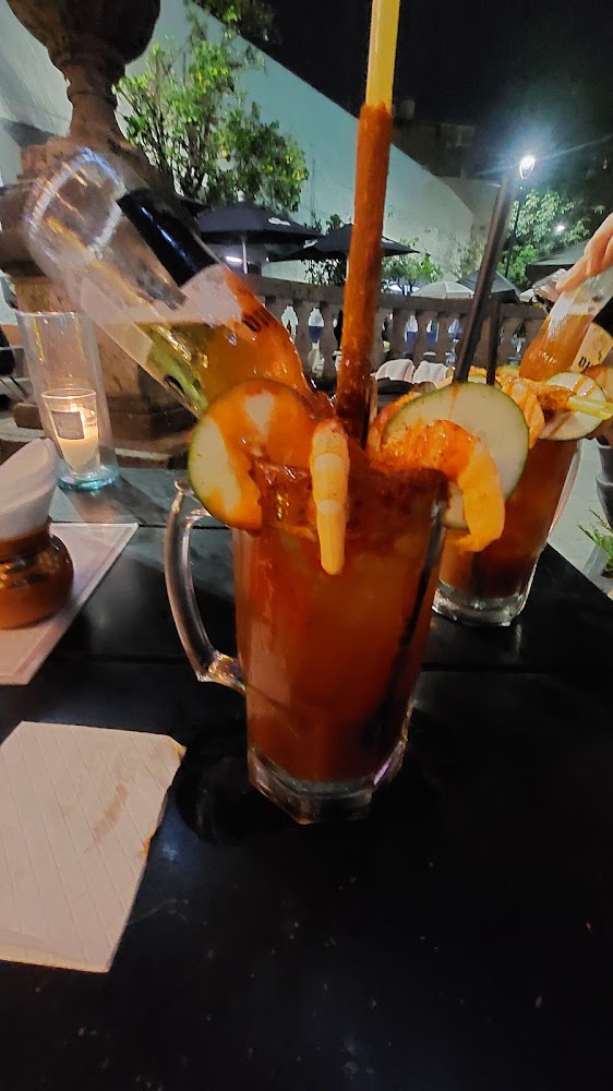 Mayas Bar