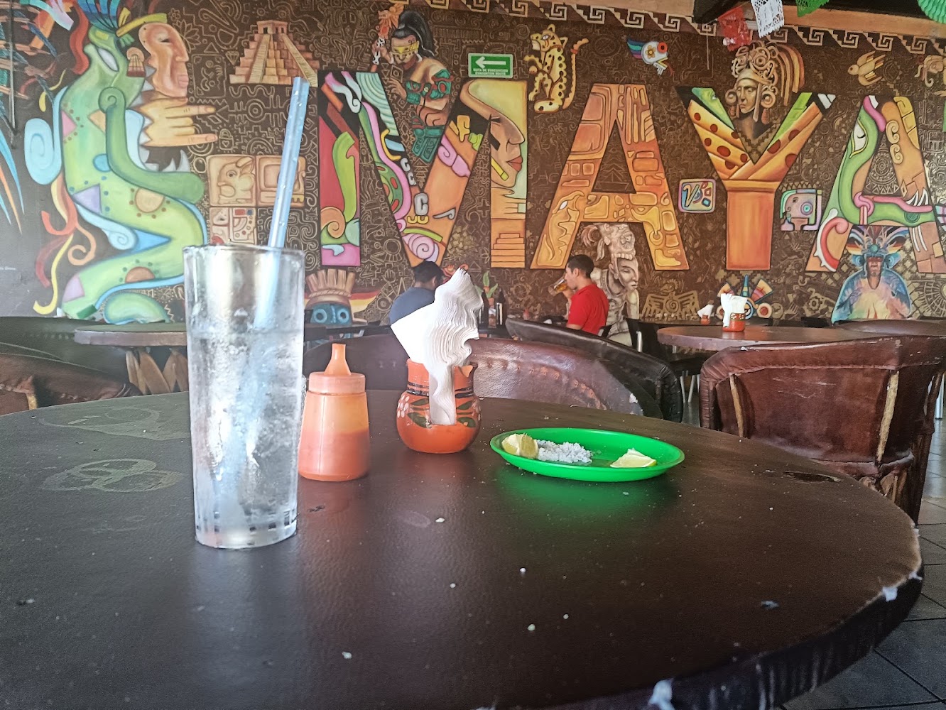 Mayas Bar