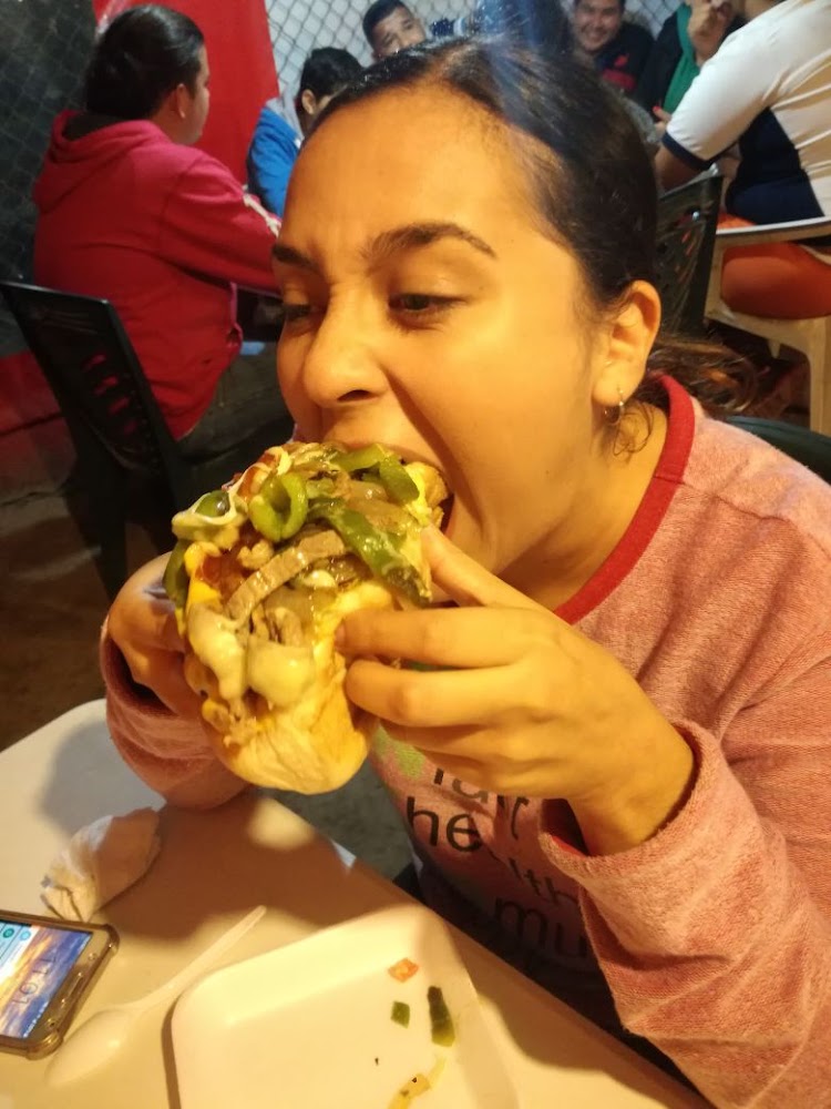 Hot Dogs Güiyo