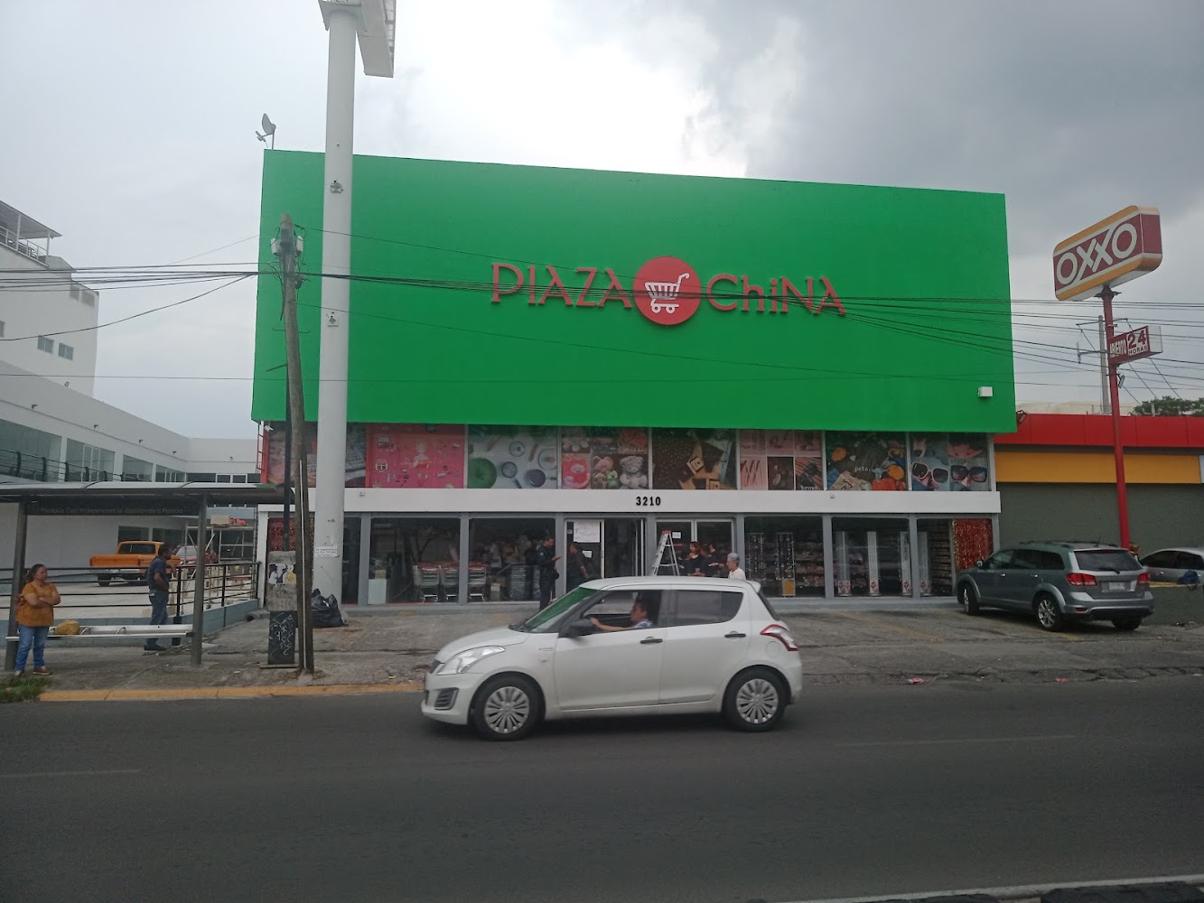 Plaza China