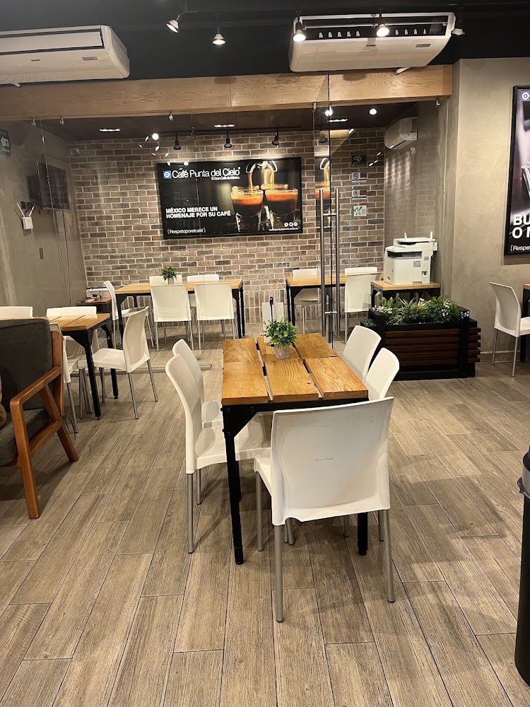 Café Punta del Cielo Plaza Adore