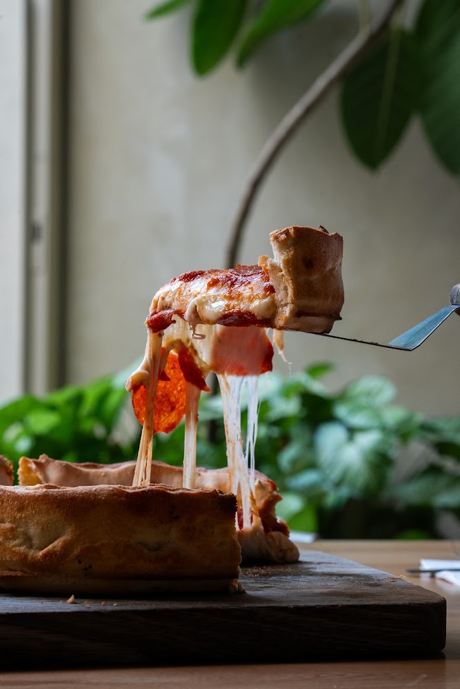 Vulcanos Chicago Style Pizza (Chapalita)