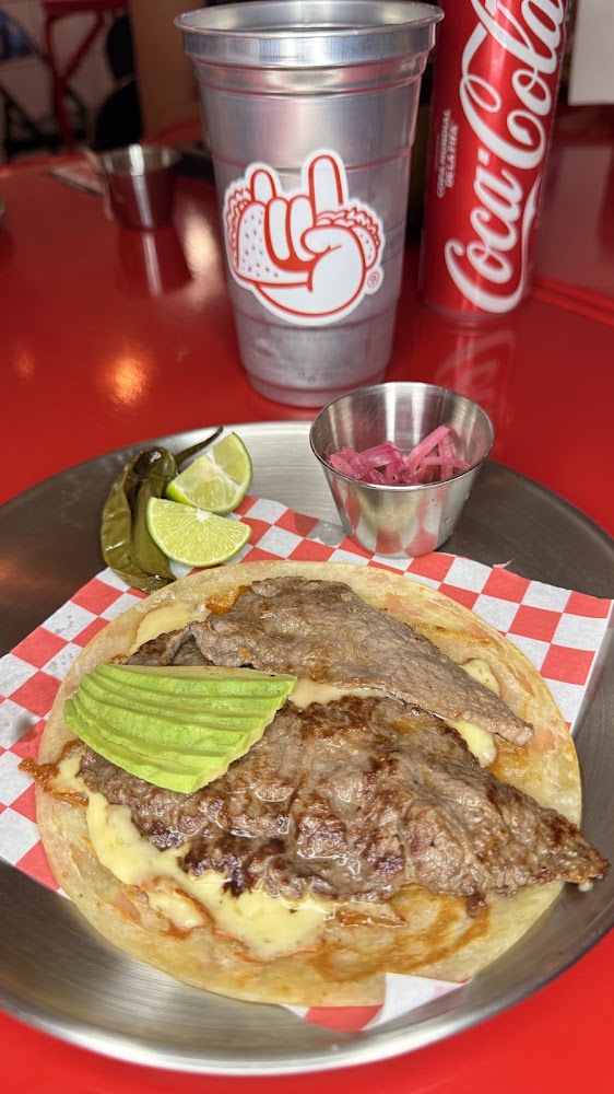Taqueria La Roja