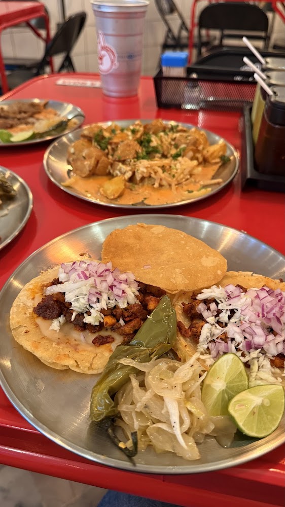Taqueria La Roja