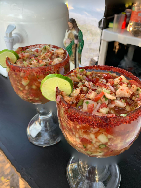 Clamatos y mariscos "El Carretón"