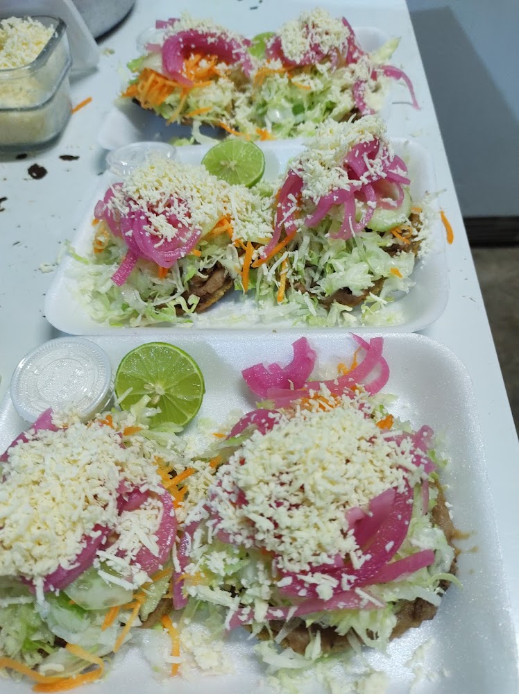 Antojitos "La Escondida"