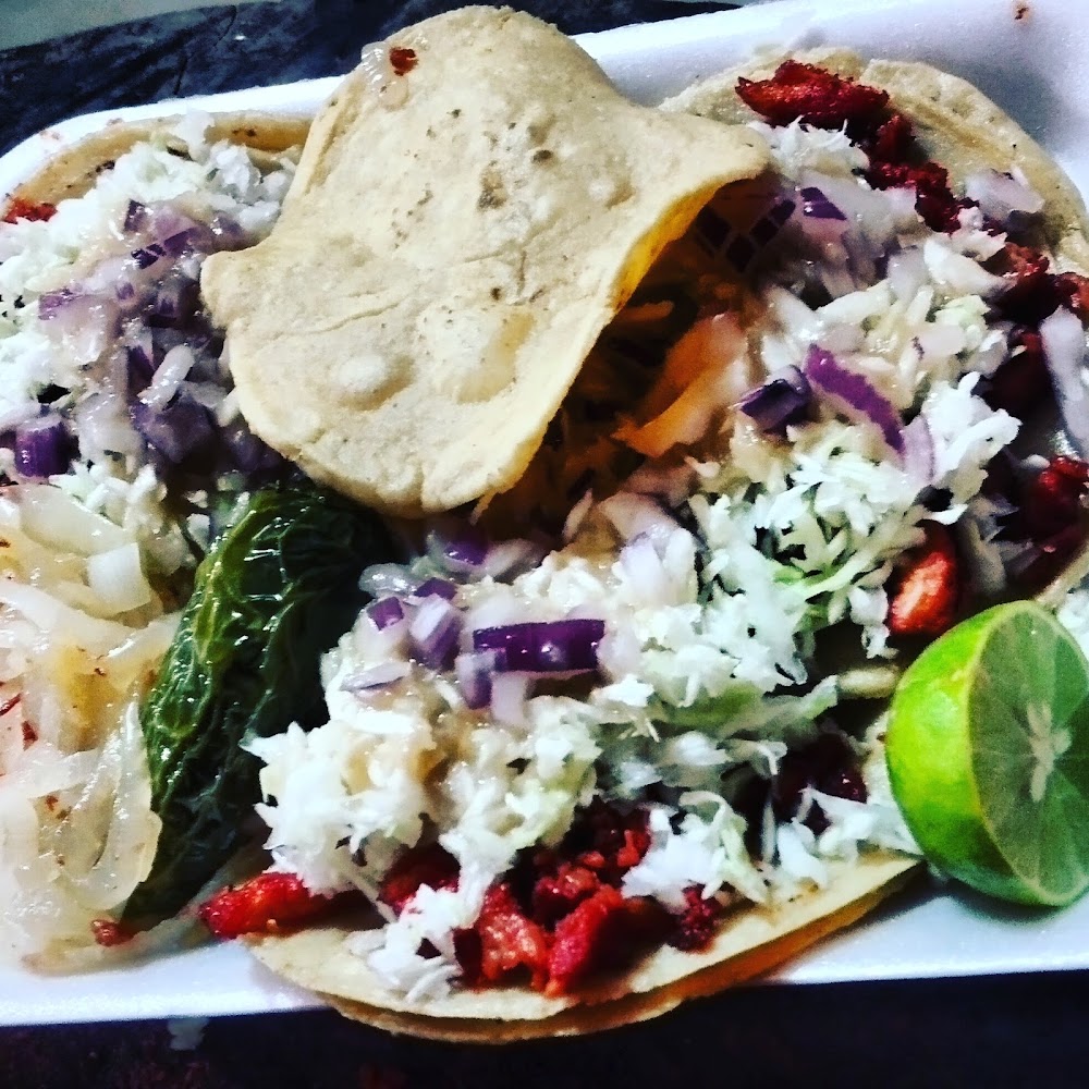 Tacos de adobada el zukaritas