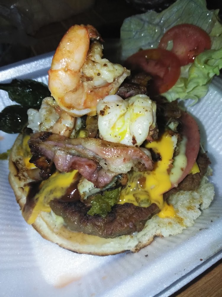 Hotdogs y Hamburguesas Los Tres Hermanos