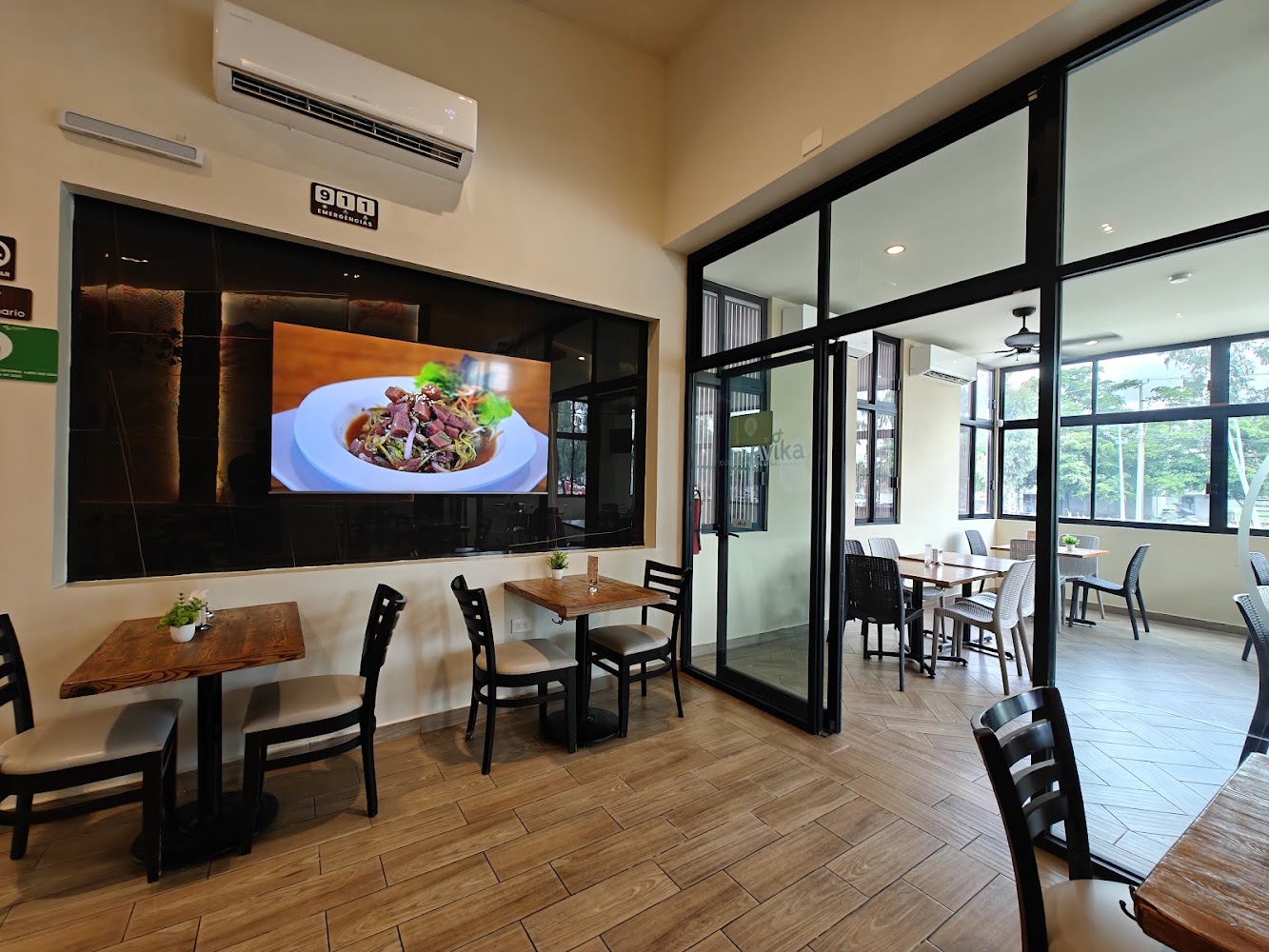 Avika Sushi Drive Thru Centenario 600