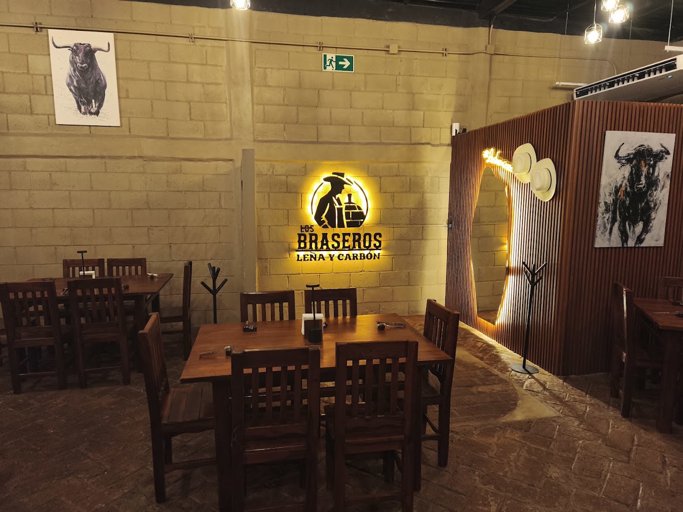 Los Braseros Leña y Carbón