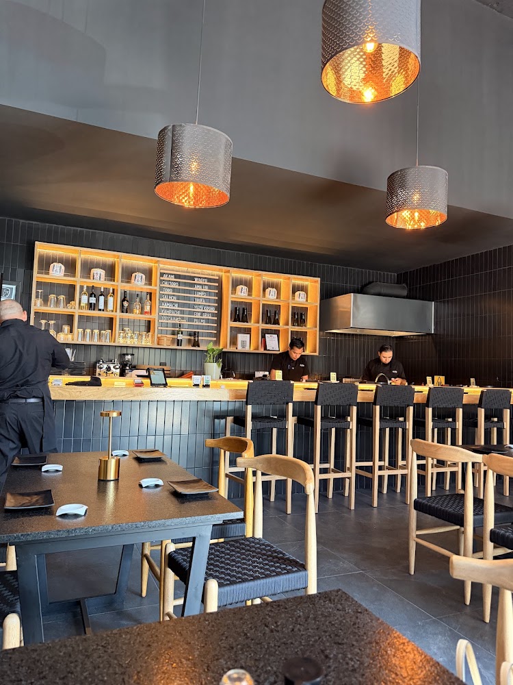Mahi Sushi Bar