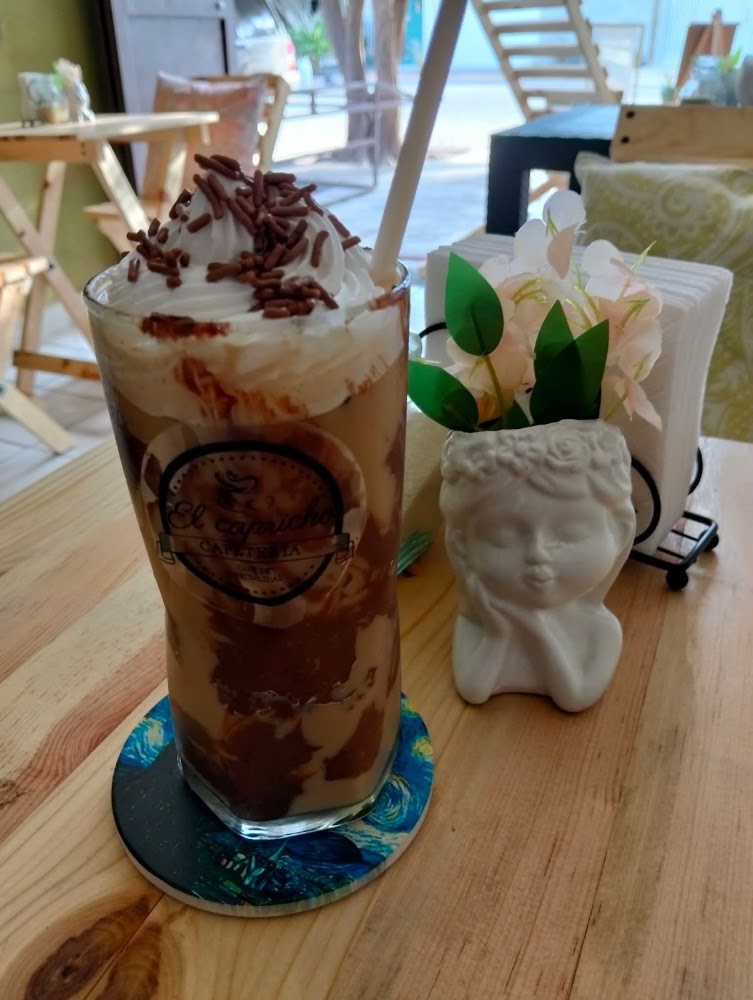 El Capricho Cafeteria