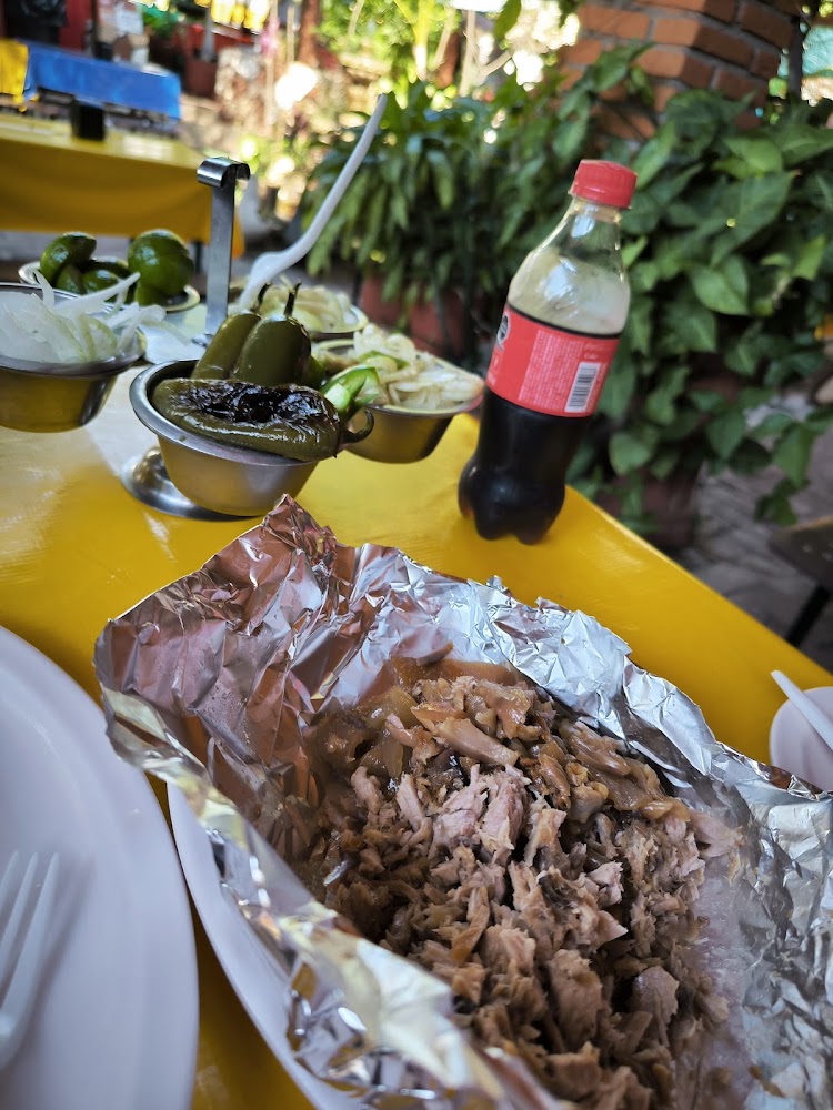 Carnitas El Camino · El Bigotes