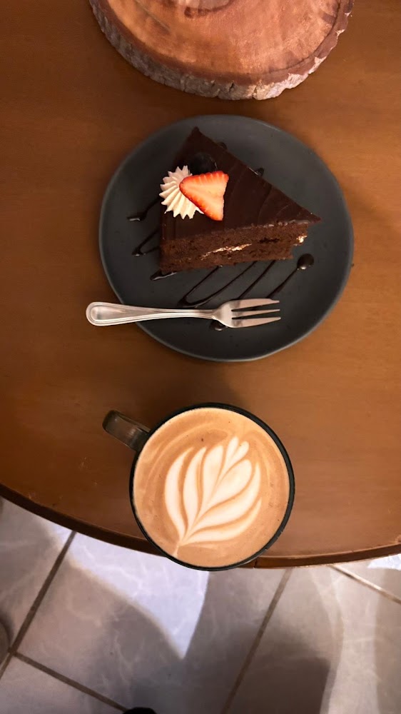 Astora Patisserie