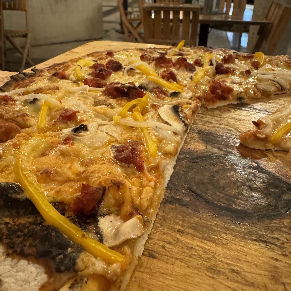 La Fábrica Pizzería Suc. Sanzio
