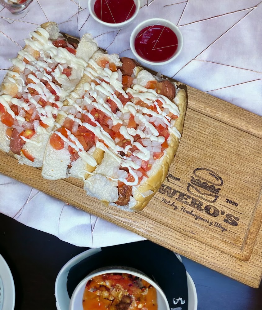 Wero's Hot Dogs, Hamburguesas y Boneless