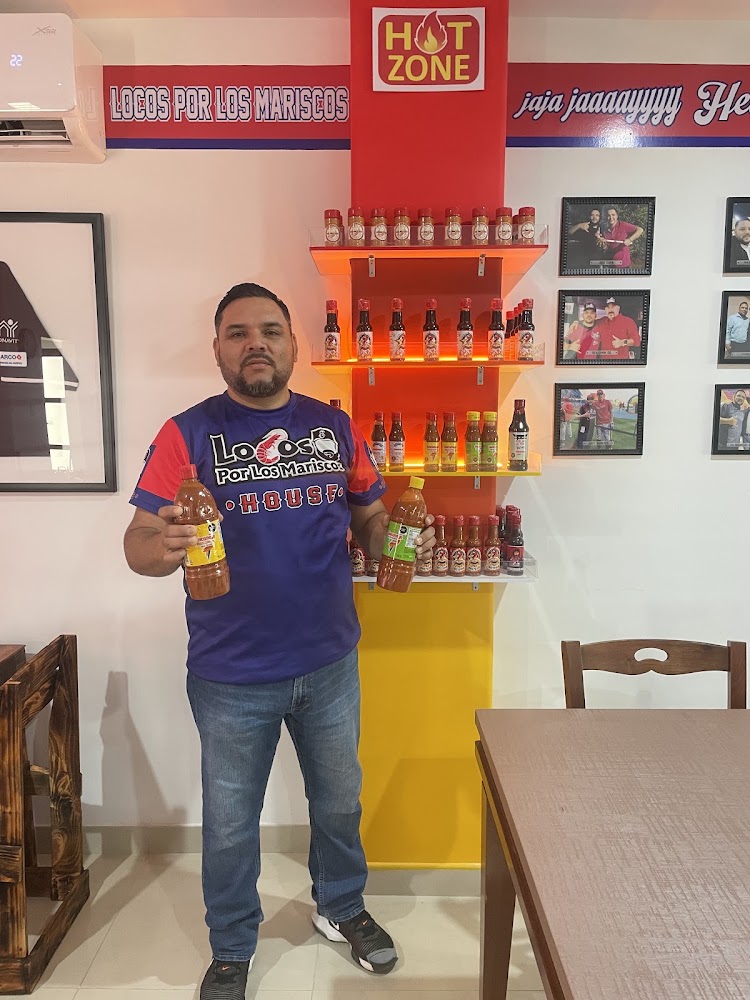 Locos por los Mariscos House