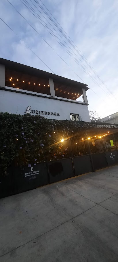 Luziernaga Café