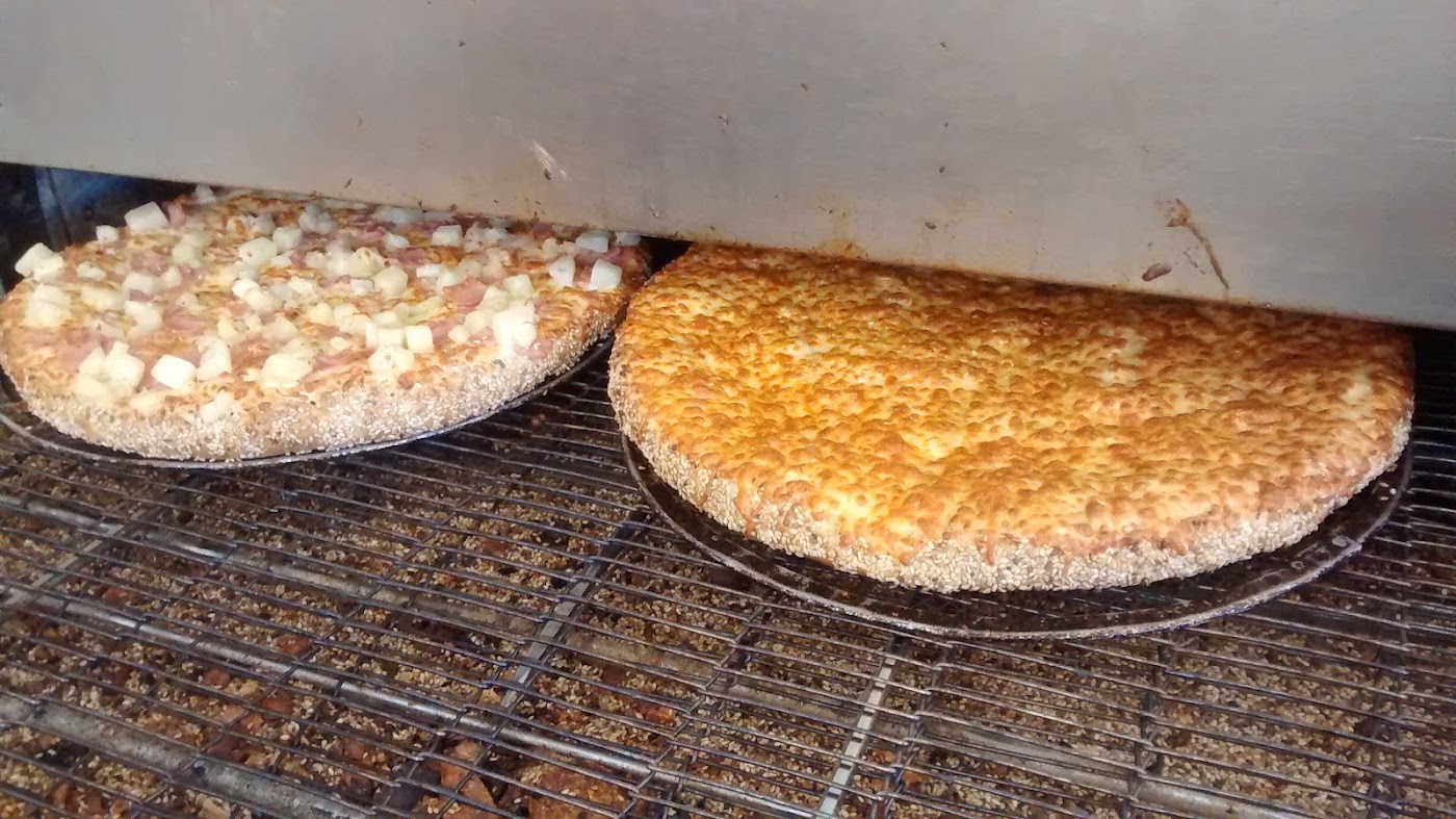 Nine Minutes Pizza