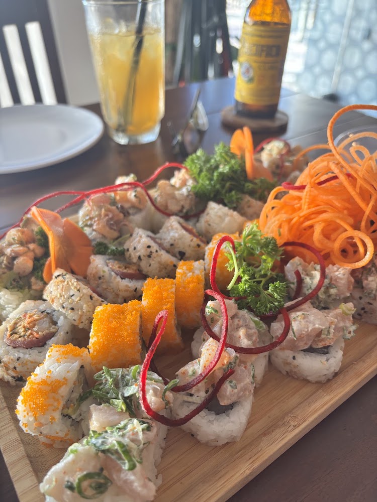 Luka Sushi & Cocina Del Mar