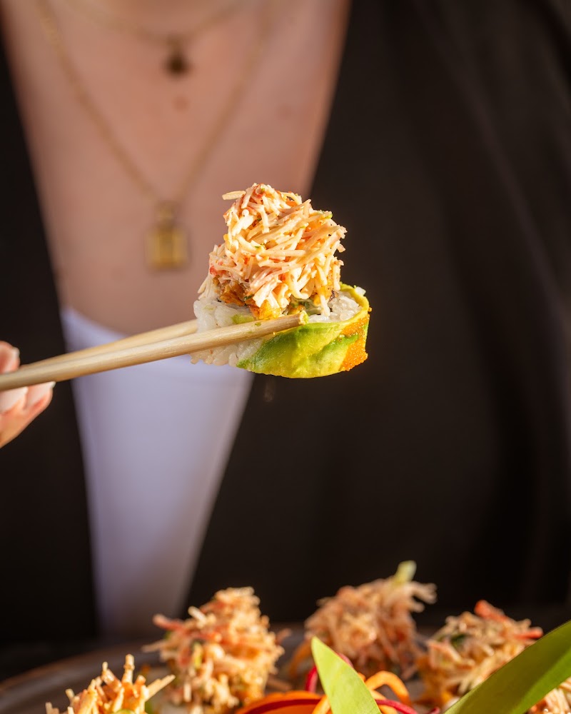 Luka Sushi & Cocina Del Mar