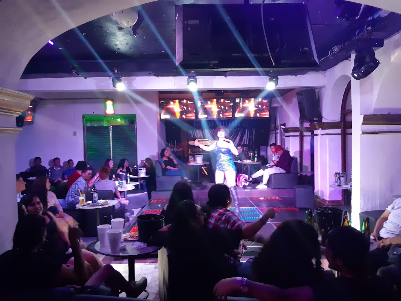 Equilibrio Discotheque Club